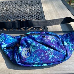 Born primitive Fanny pack